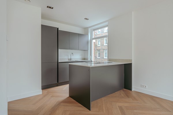 Medium property photo - Eerste Constantijn Huygensstraat 57-1, 1054 BS Amsterdam